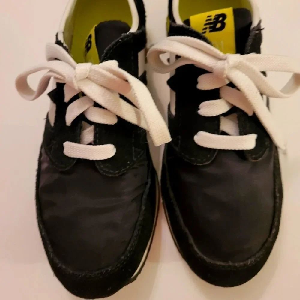 NEW BALANCES 301 SNEAKERS BLACK WHITE &NEON GREEN